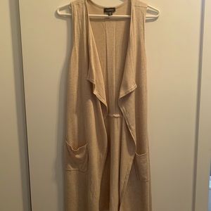 Le Chateau Medium Beige Sleeveless Long Cardigan